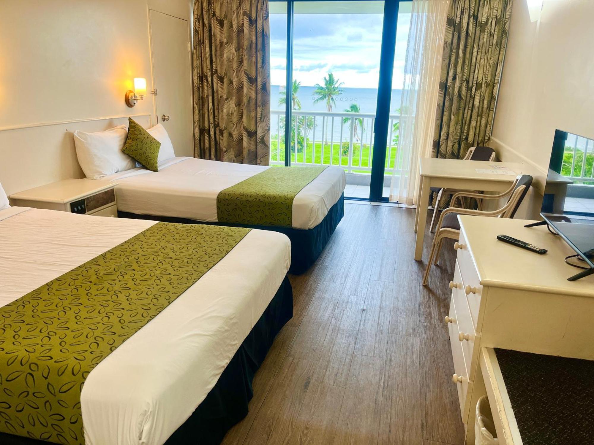 Acacia Court Hotel Cairns Exteriör bild