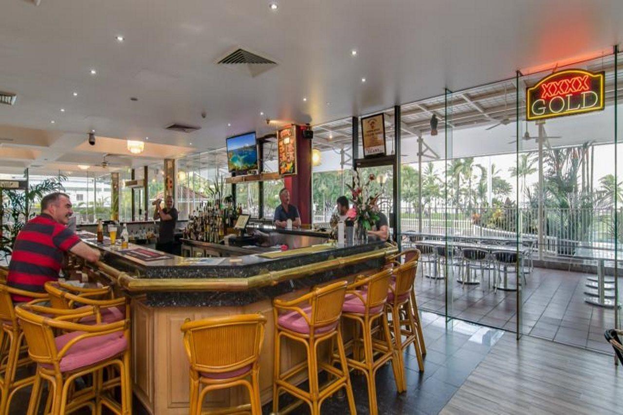 Acacia Court Hotel Cairns Exteriör bild