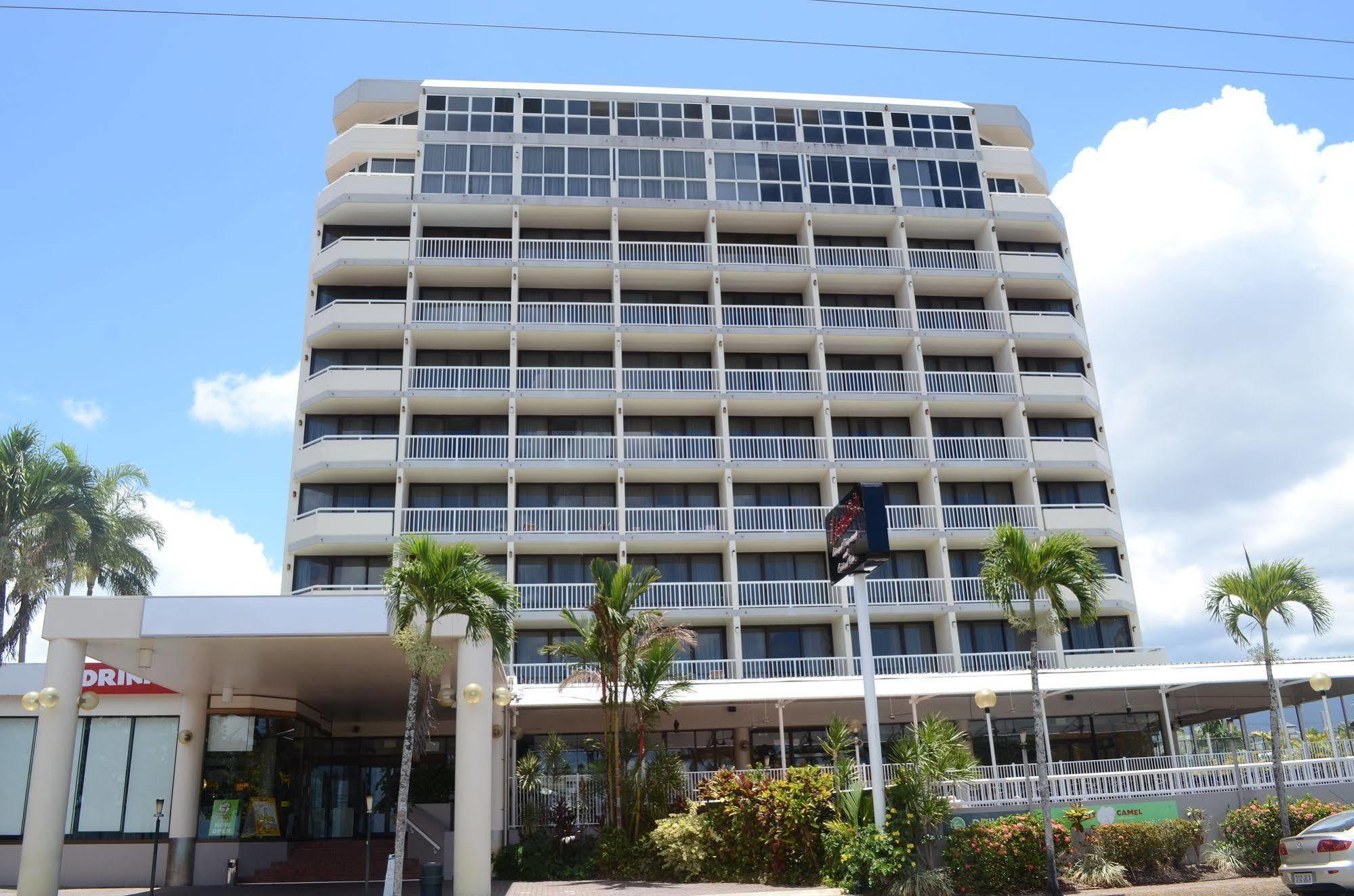 Acacia Court Hotel Cairns Exteriör bild